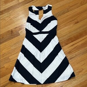 Vineyard Vines Black and White Chevron Mini Dress